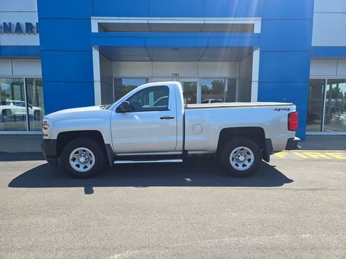 Used 2018 Chevrolet Silverado 1500 W/T w/ WT Convenience Package AWD/4WD image 2