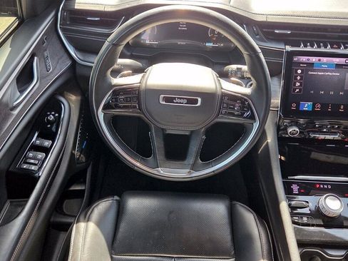 Certified 2021 Jeep Grand Cherokee L Overland w/ Luxury Tech Group IV AWD/4WD image 14