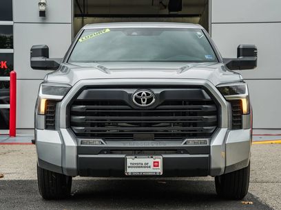 New 2026 Toyota Tundra SR5 w/ SR5 Convenience Package