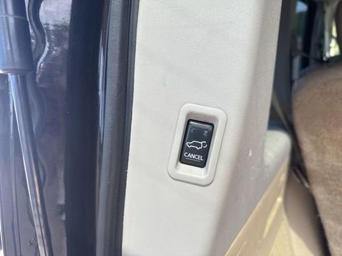 Used 2013 Nissan Armada Platinum AWD/4WD image 13