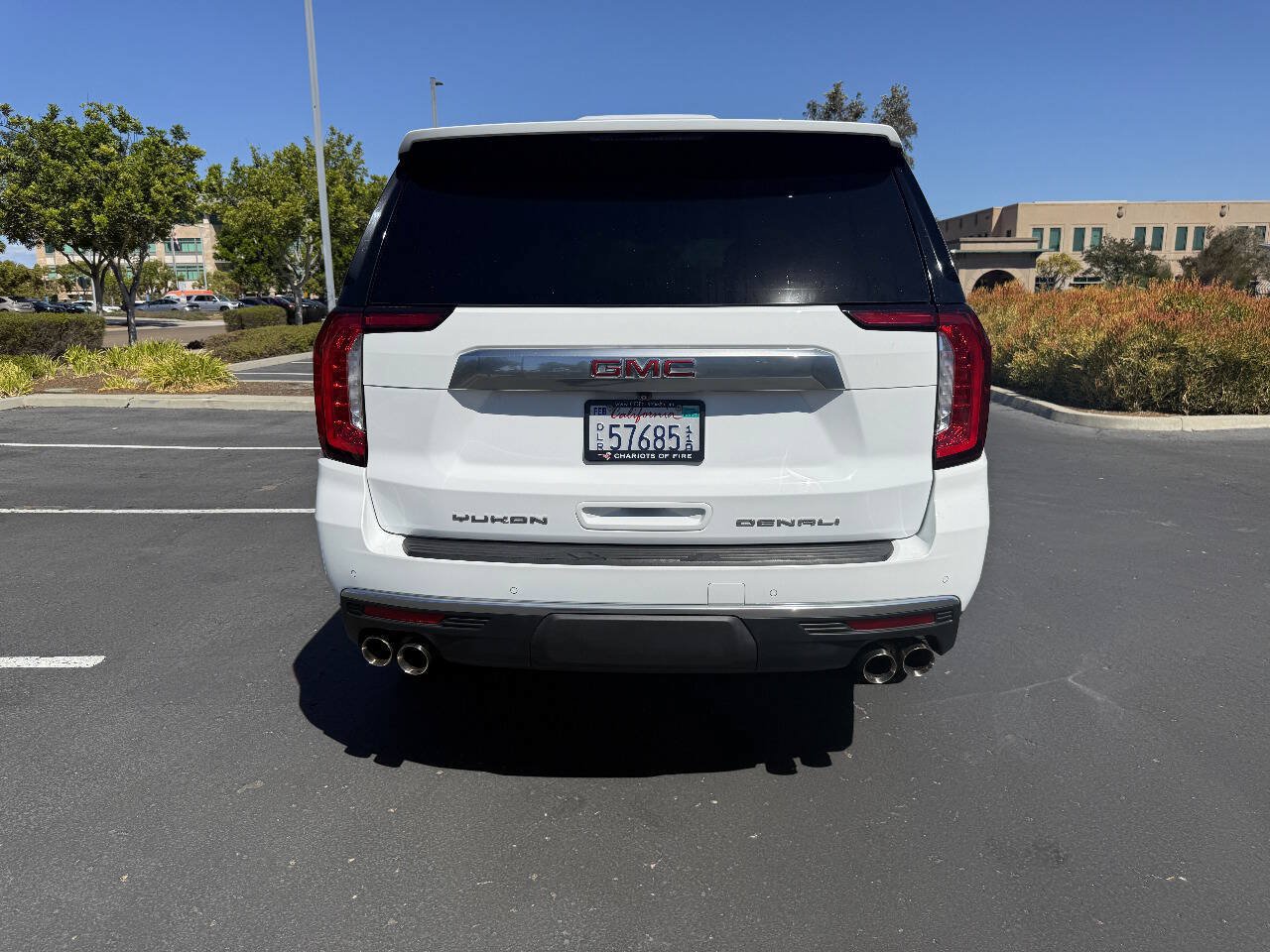 Used 2021 GMC Yukon Denali w/ LPO, Illumination Package AWD/4WD image 8