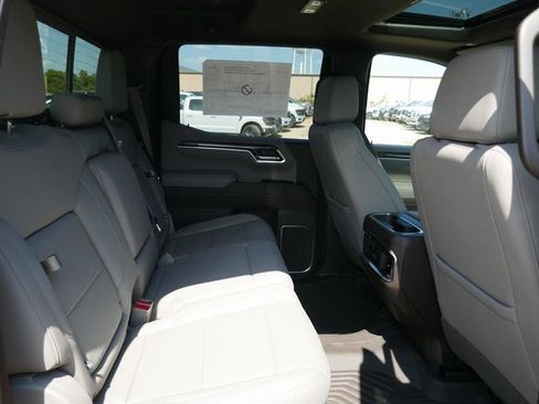 New 2026 Chevrolet Silverado 1500 LTZ w/ LTZ Premium Package image 12