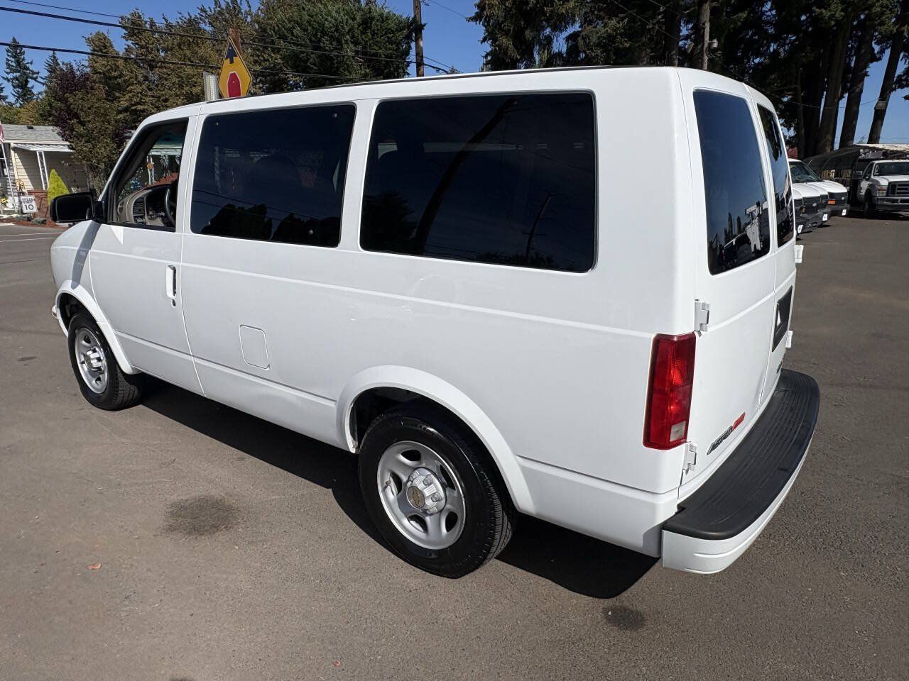 Used 2003 Chevrolet Astro Passenger AWD image 17