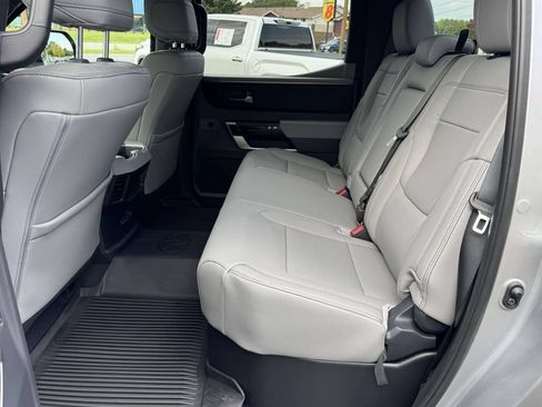Used 2026 Toyota Tundra Limited AWD/4WD image 17