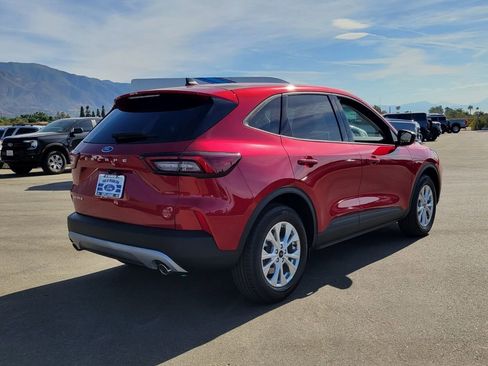 New 2025 Ford Escape Active image 10