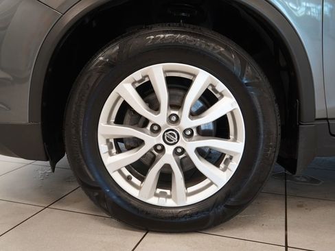 Used 2020 Nissan Rogue S w/ Special Edition Package AWD/4WD image 15