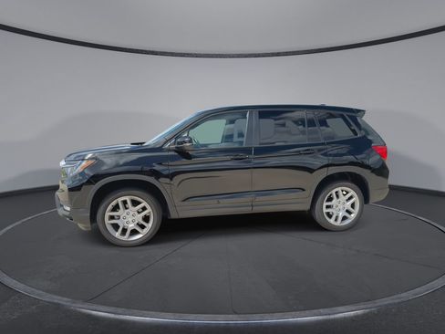 Used 2025 Honda Passport EX-L image 5