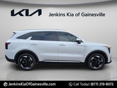 New 2026 Kia Sportage EX image 3