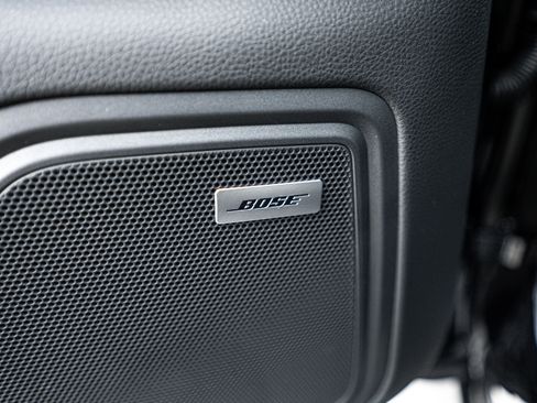 New 2025 Porsche Macan image 19