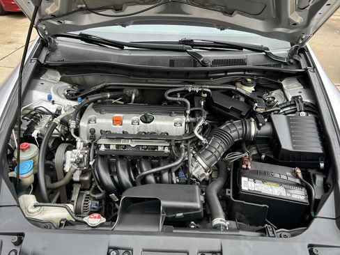 Used 2010 Honda Accord EX-L image 14