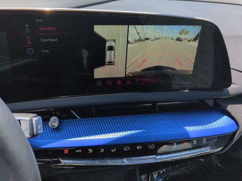 New 2026 Cadillac Optiq V AWD/4WD image 20