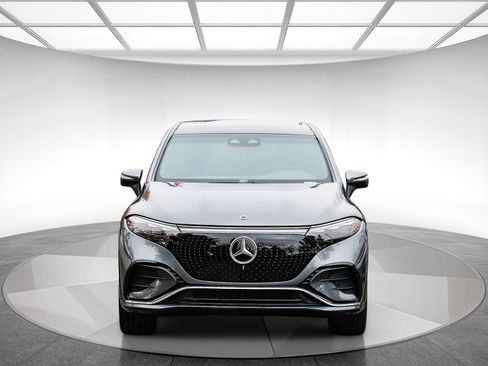 Certified 2023 Mercedes-Benz EQS 580 4MATIC SUV image 6