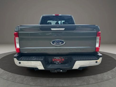 Used 2018 Ford F250 Lariat w/ Chrome Package AWD/4WD image 6