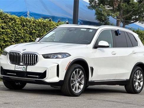Used 2025 BMW X5 sDrive40i image 8