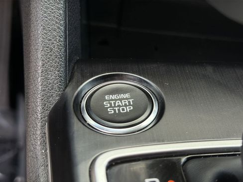 Used 2026 Kia Sportage LX FWD image 28