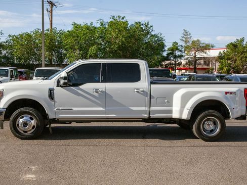 Used 2022 Ford F350 Lariat w/ Lariat Ultimate Package AWD/4WD image 8