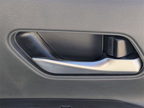 New 2026 Nissan Kicks SR image 33