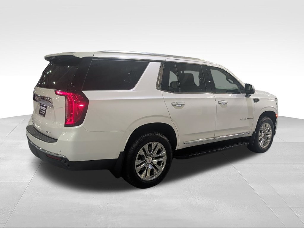 Used 2022 GMC Yukon SLT w/ SLT Luxury Package AWD/4WD image 5