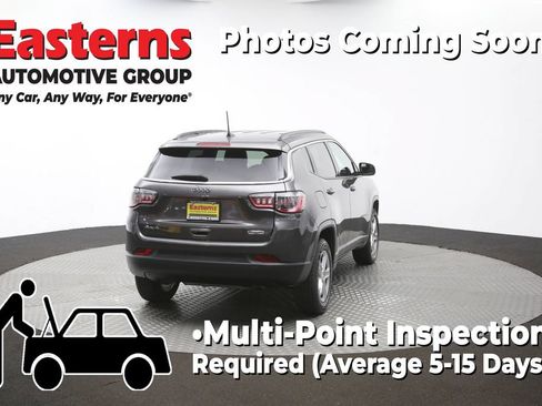 Used 2024 Jeep Compass Latitude AWD/4WD image 35