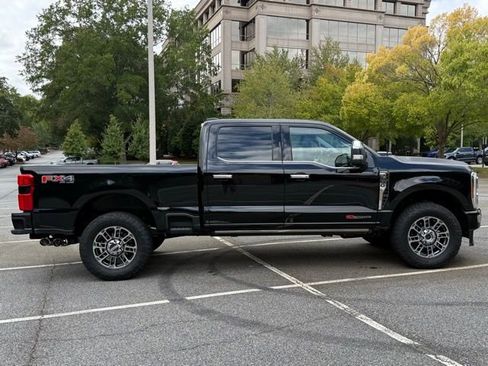 Used 2024 Ford F250 Limited w/ FX4 Off-Road Package image 10