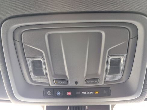 Used 2022 Chevrolet Silverado 1500 LT image 36