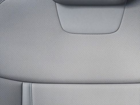 New 2026 Hyundai Tucson Limited image 17