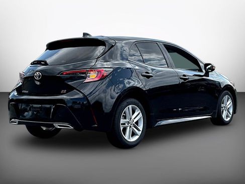 Used 2019 Toyota Corolla SE w/ SE Option Package FWD image 6
