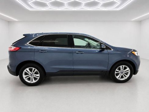Used 2019 Ford Edge SEL w/ Equipment Group 201A AWD/4WD image 2