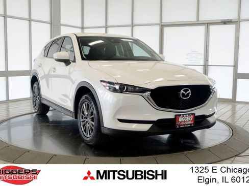 Used 2017 MAZDA CX-5 Touring image 1