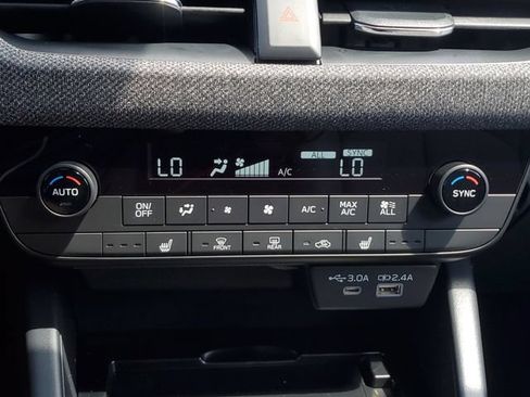 New 2026 Subaru Outback Limited AWD/4WD image 28