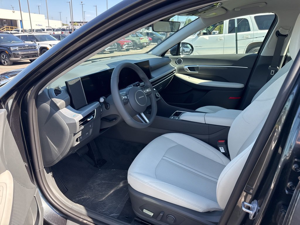 New 2026 Hyundai Sonata SEL FWD image 7