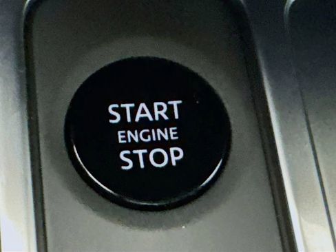 Used 2026 INFINITI QX60 Luxe w/ Family Package image 21