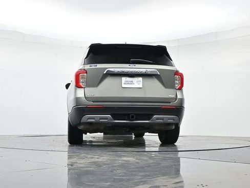 Used 2020 Ford Explorer XLT w/ Equipment Group 202A RWD image 40