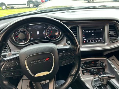 Used 2020 Dodge Challenger R/T RWD image 15