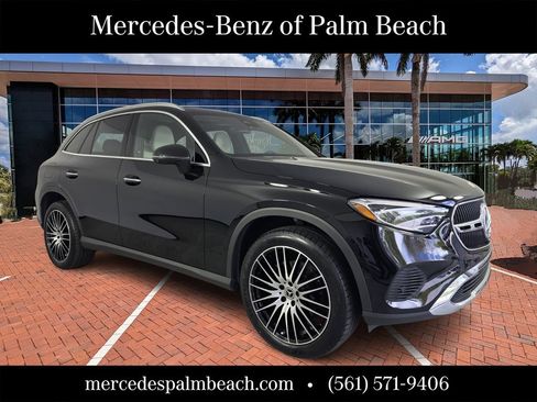 Used 2025 Mercedes-Benz GLC 300 image 1