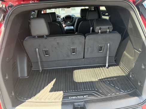 Used 2023 Chevrolet Traverse RS AWD/4WD image 13