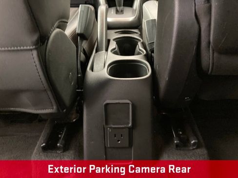 Used 2020 Chevrolet Trax LT w/ LT Convenience Package FWD image 16
