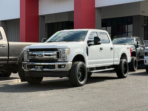 Used 2019 Ford F250 XLT w/ XLT Value Package AWD/4WD image 40
