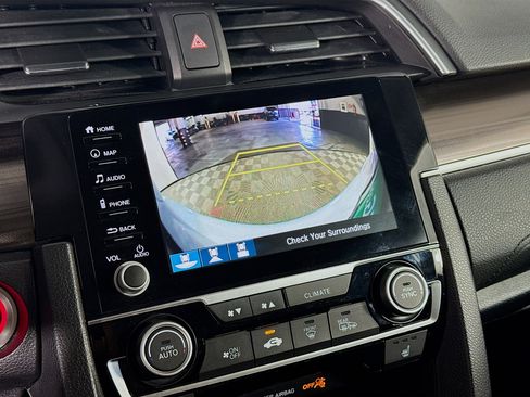 Used 2019 Honda Civic Touring image 19