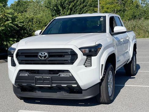 New 2025 Toyota Tacoma SR5 image 2