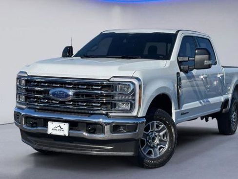 Used 2024 Ford F250 Lariat AWD/4WD image 1
