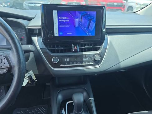 Used 2024 Toyota Corolla LE FWD image 24