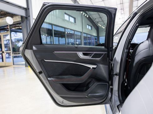 Used 2025 Audi RS 6 performance w/ Black Optic Package image 13