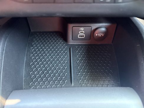 Used 2022 Ford Escape Titanium AWD/4WD image 37