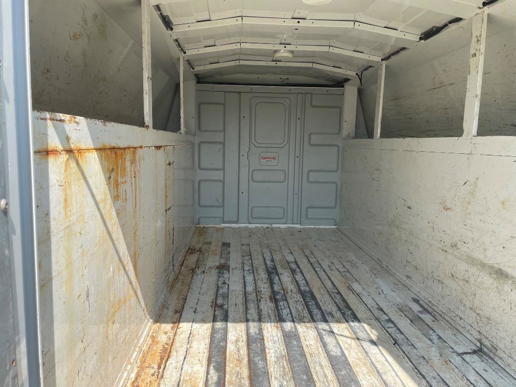 Used 2017 Ford E-350 and Econoline 350 Super Duty RWD image 19