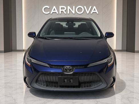 Used 2020 Toyota Corolla LE w/ LE Premium Package FWD image 2