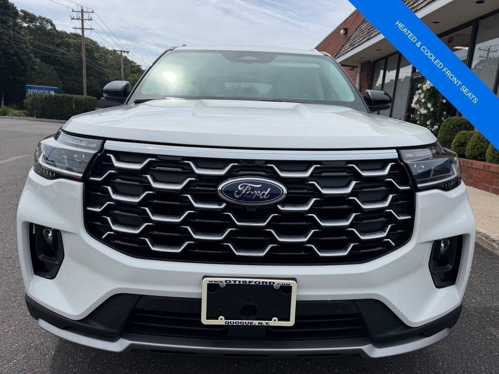 Certified 2025 Ford Explorer Platinum w/ Ultimate Package AWD/4WD image 2