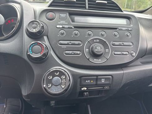 Used 2012 Honda Fit Sport image 17