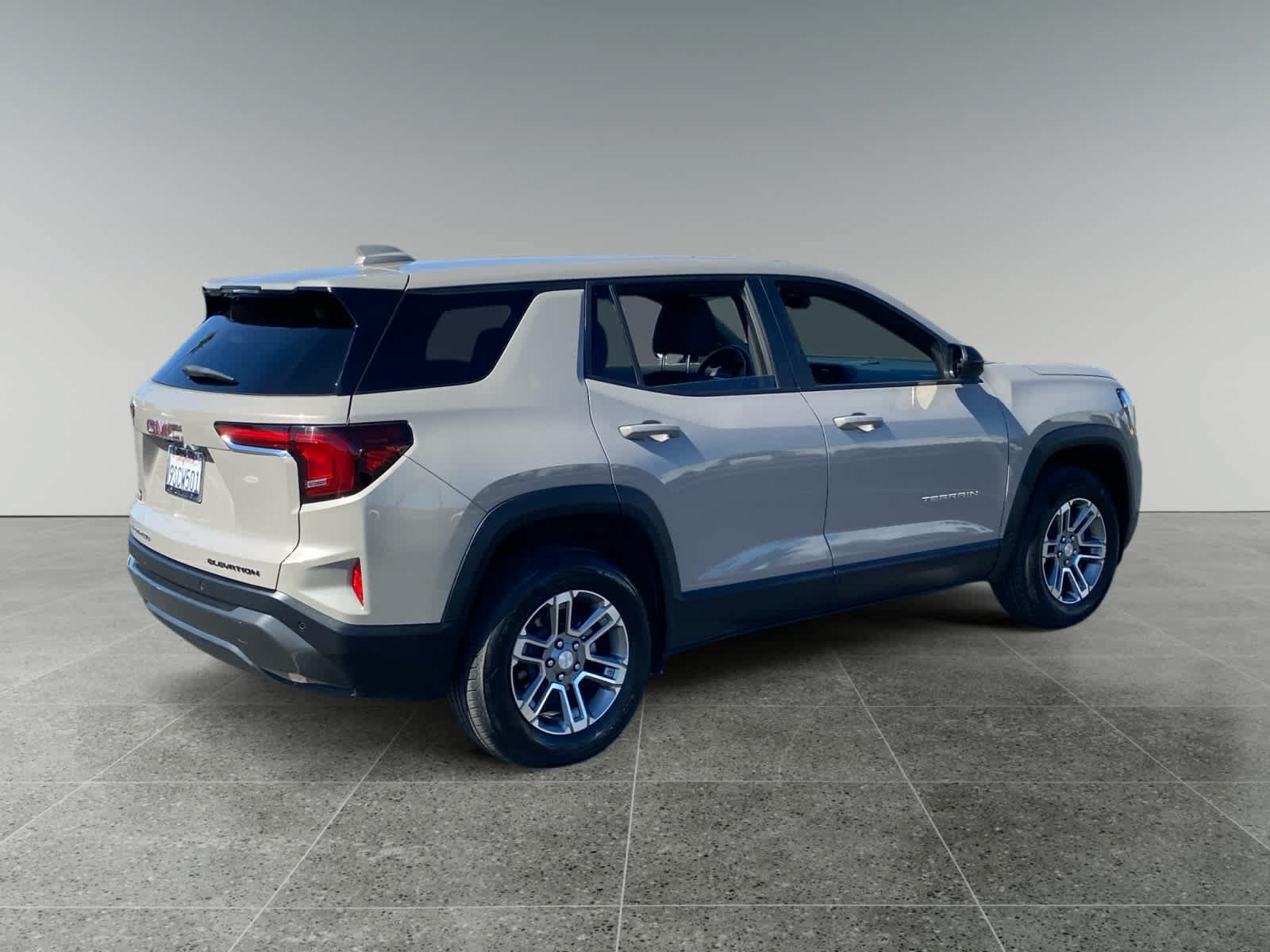 Used 2025 GMC Terrain Elevation AWD/4WD image 5