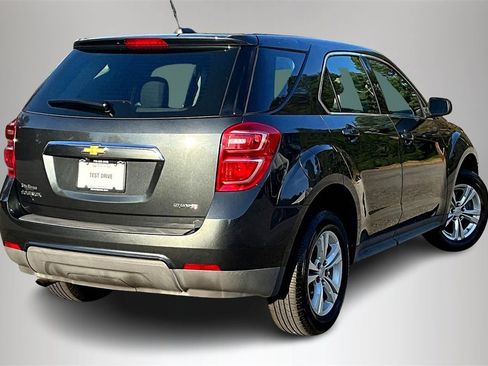 Certified 2017 Chevrolet Equinox LS image 6